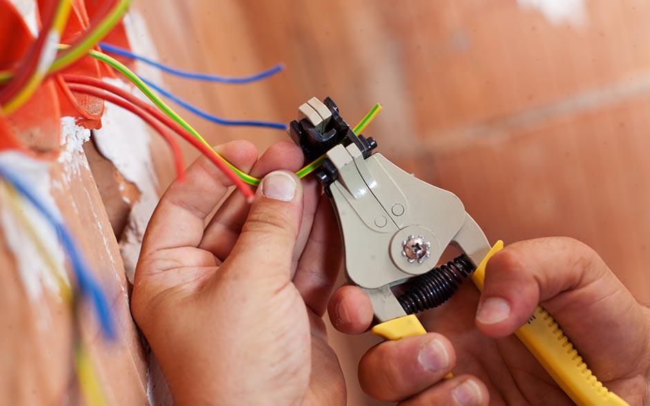 prix dépannage électrique Plaisir