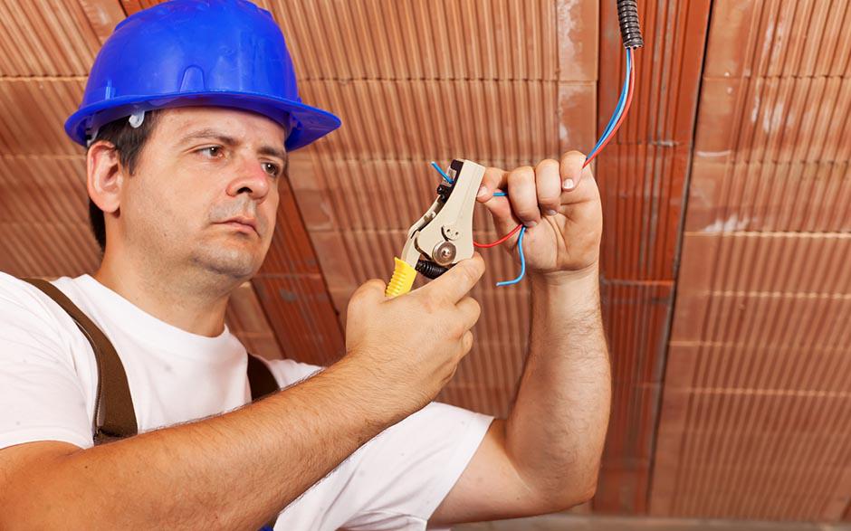 prix dépannage électrique Plaisir